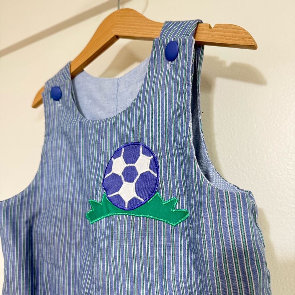Vintage mulberry street embroidered reversible soccer/car Jon Jon - 4t